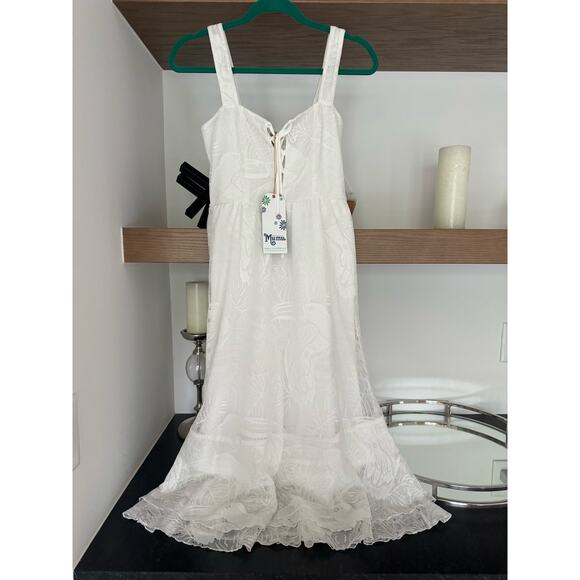 Show Me Your Mumu Lace Dress in White - Picture 1 of 7